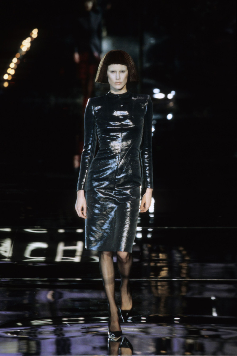 Givenchy fashion show for Autumn/Winter 1999