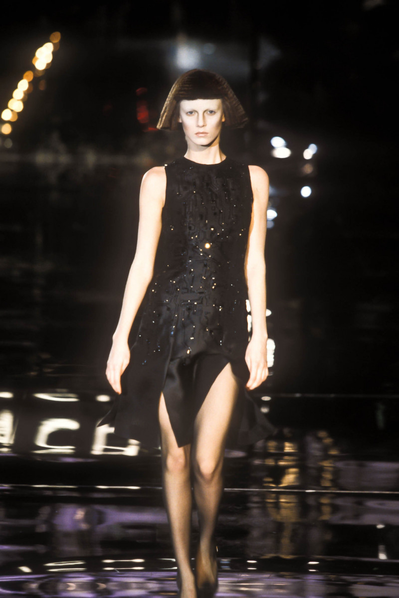 Angela Lindvall featured in  the Givenchy fashion show for Autumn/Winter 1999