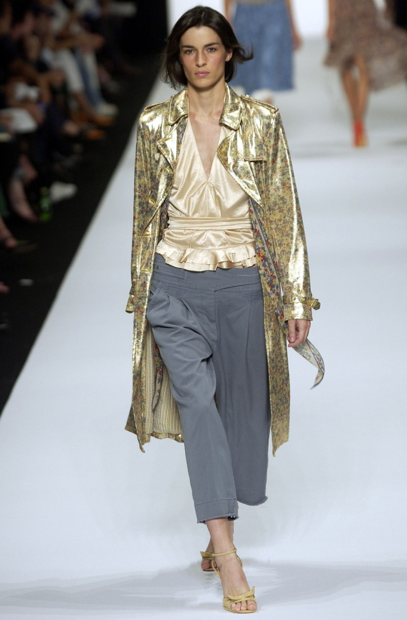 Marc Jacobs fashion show for Spring/Summer 2004