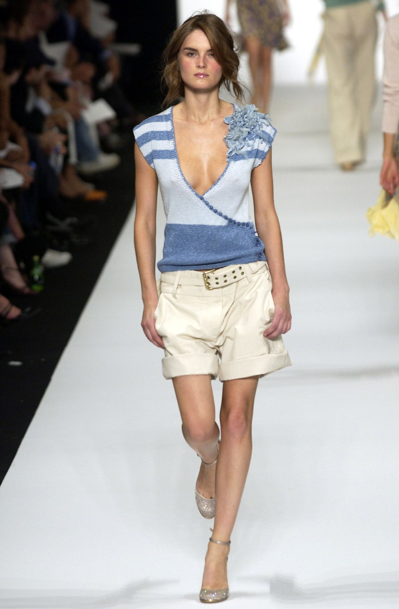 Marc Jacobs fashion show for Spring/Summer 2004