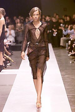 Fendi fashion show for Spring/Summer 2000