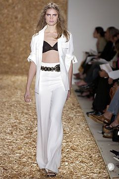 Anne Klein fashion show for Spring/Summer 2004