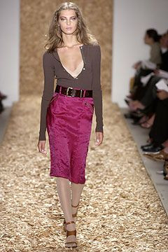Anne Klein fashion show for Spring/Summer 2004