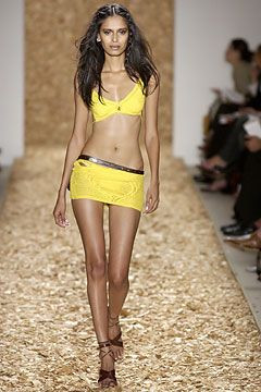Anne Klein fashion show for Spring/Summer 2004