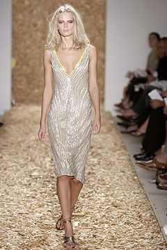 Anne Klein fashion show for Spring/Summer 2004