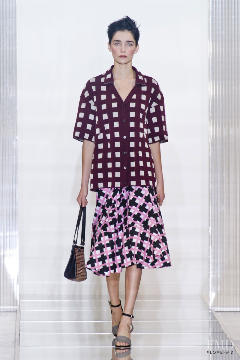 Janice Alida featured in  the Marni fashion show for Spring/Summer 2013