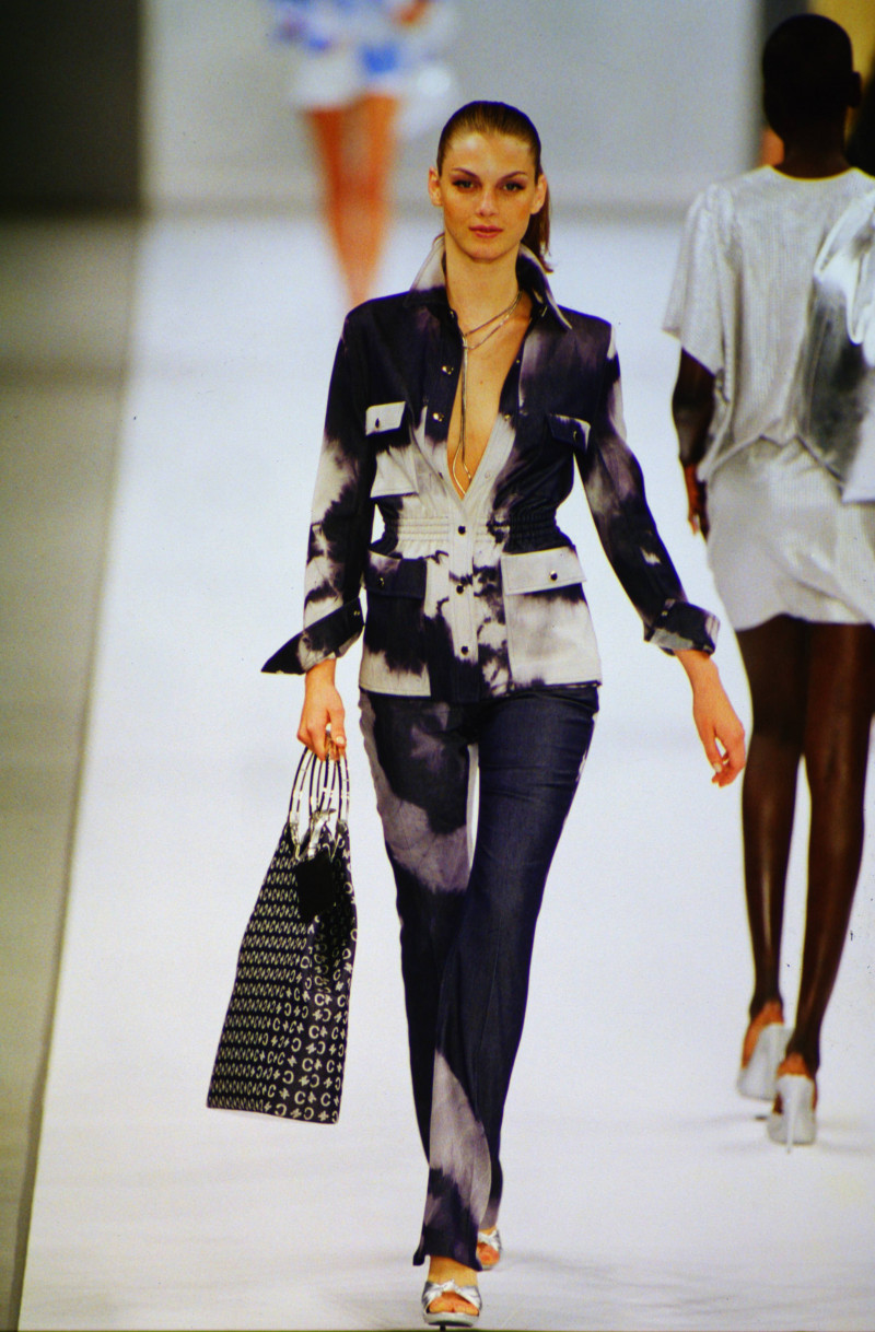Angela Lindvall featured in  the Celine fashion show for Spring/Summer 2000