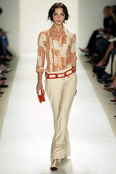 Carolina Herrera fashion show for Spring/Summer 2004