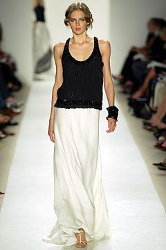 Carolina Herrera fashion show for Spring/Summer 2004
