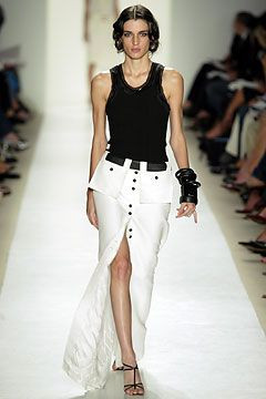 Carolina Herrera fashion show for Spring/Summer 2004