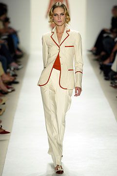 Carolina Herrera fashion show for Spring/Summer 2004