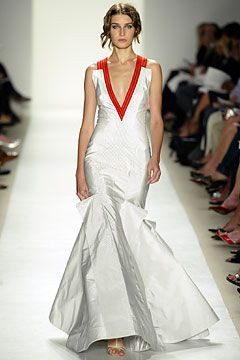 Carolina Herrera fashion show for Spring/Summer 2004