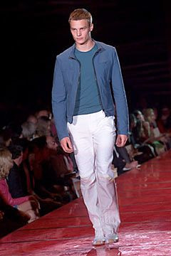 Versus fashion show for Spring/Summer 2000