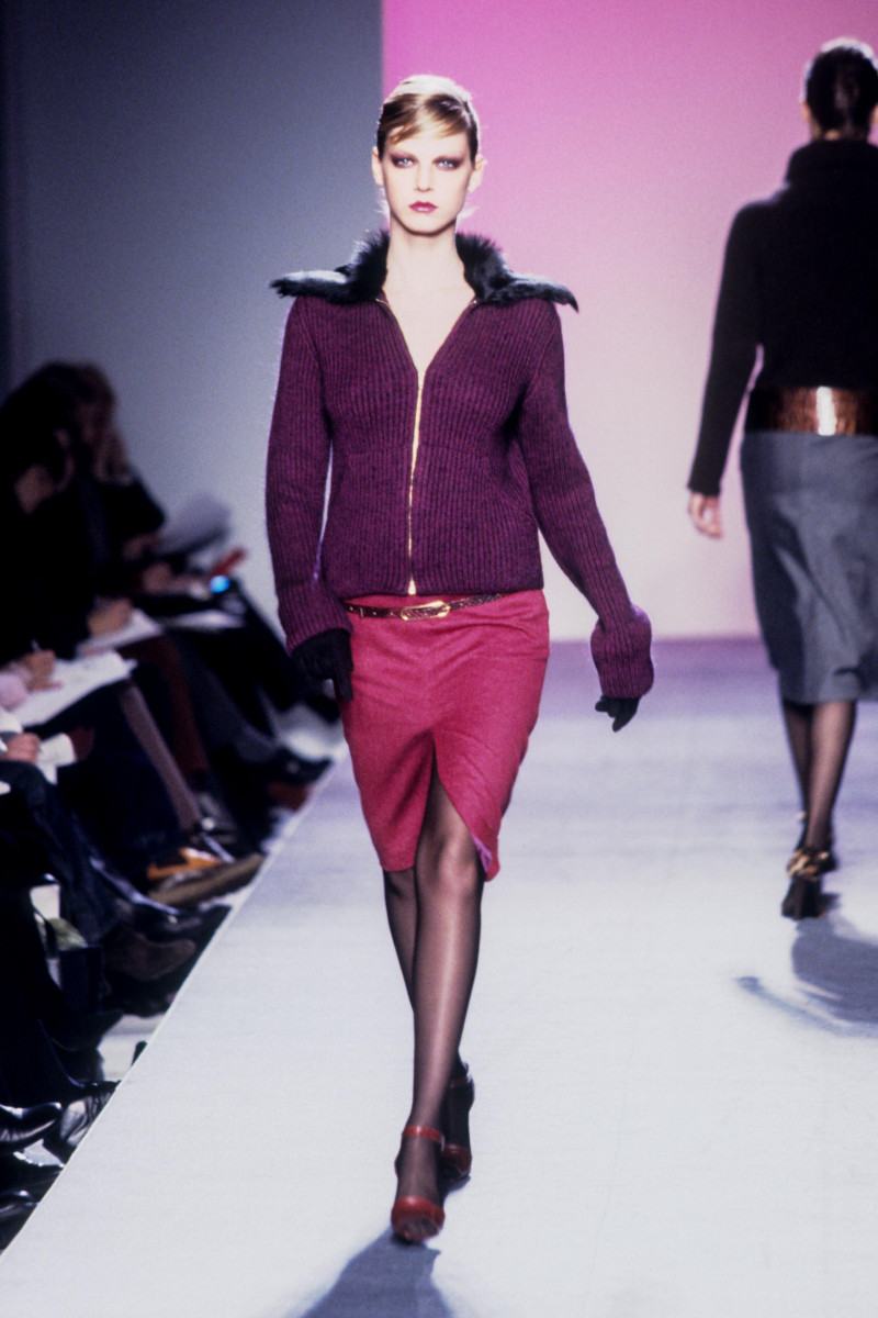 Angela Lindvall featured in  the Victor Alfaro fashion show for Autumn/Winter 2000