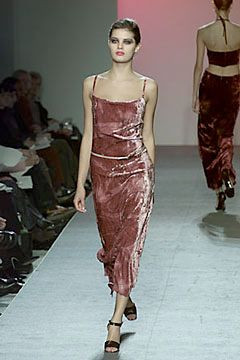 Victor Alfaro fashion show for Autumn/Winter 2000