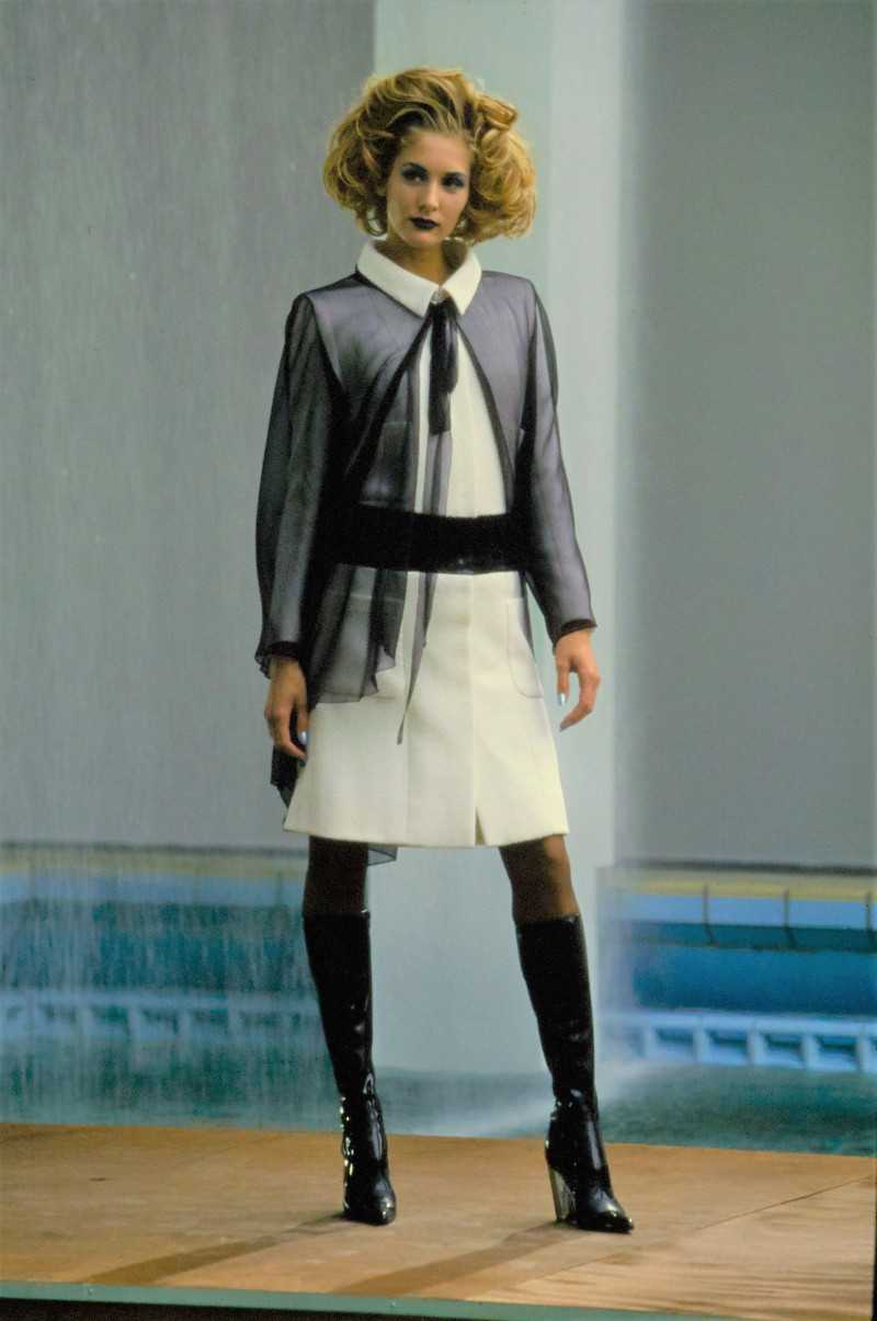 Chanel Haute Couture fashion show for Autumn/Winter 2000