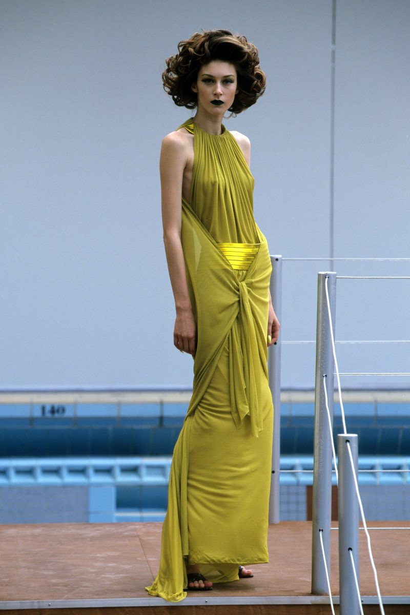 Chanel Haute Couture fashion show for Autumn/Winter 2000