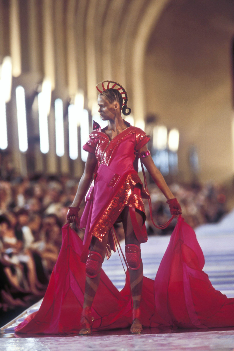 Carmen Kass featured in  the Christian Dior Haute Couture fashion show for Autumn/Winter 1999