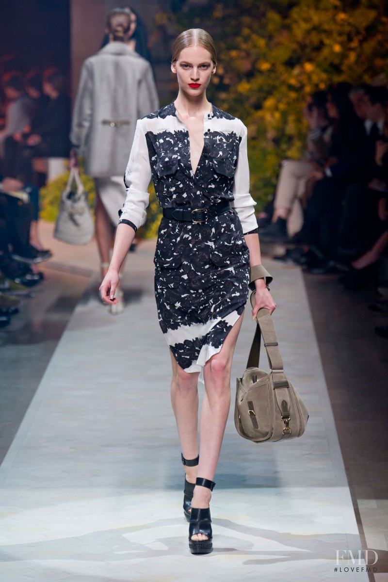 Vanessa Axente featured in  the Loewe fashion show for Spring/Summer 2013