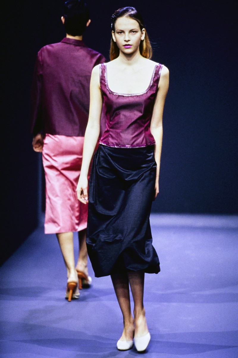 Prada fashion show for Spring/Summer 1998