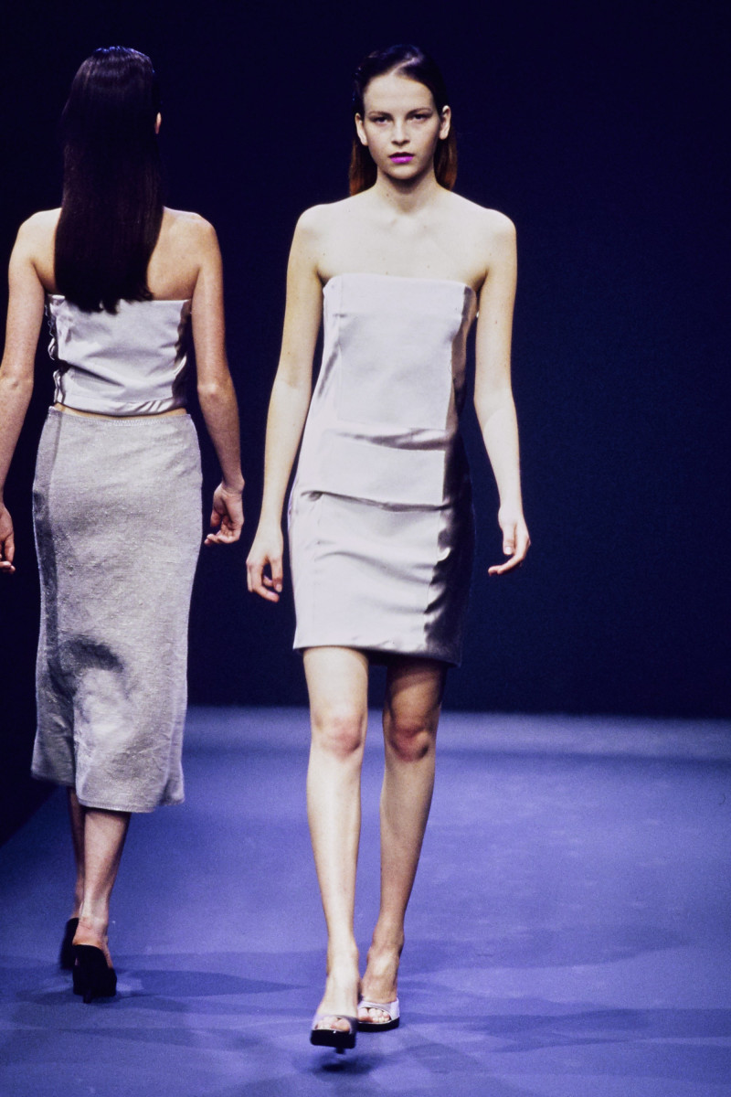 Prada fashion show for Spring/Summer 1998