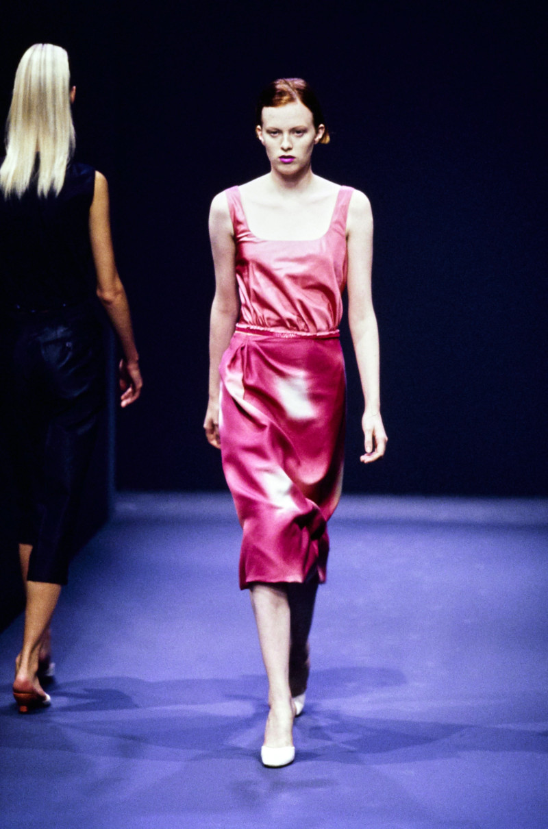 Prada fashion show for Spring/Summer 1998