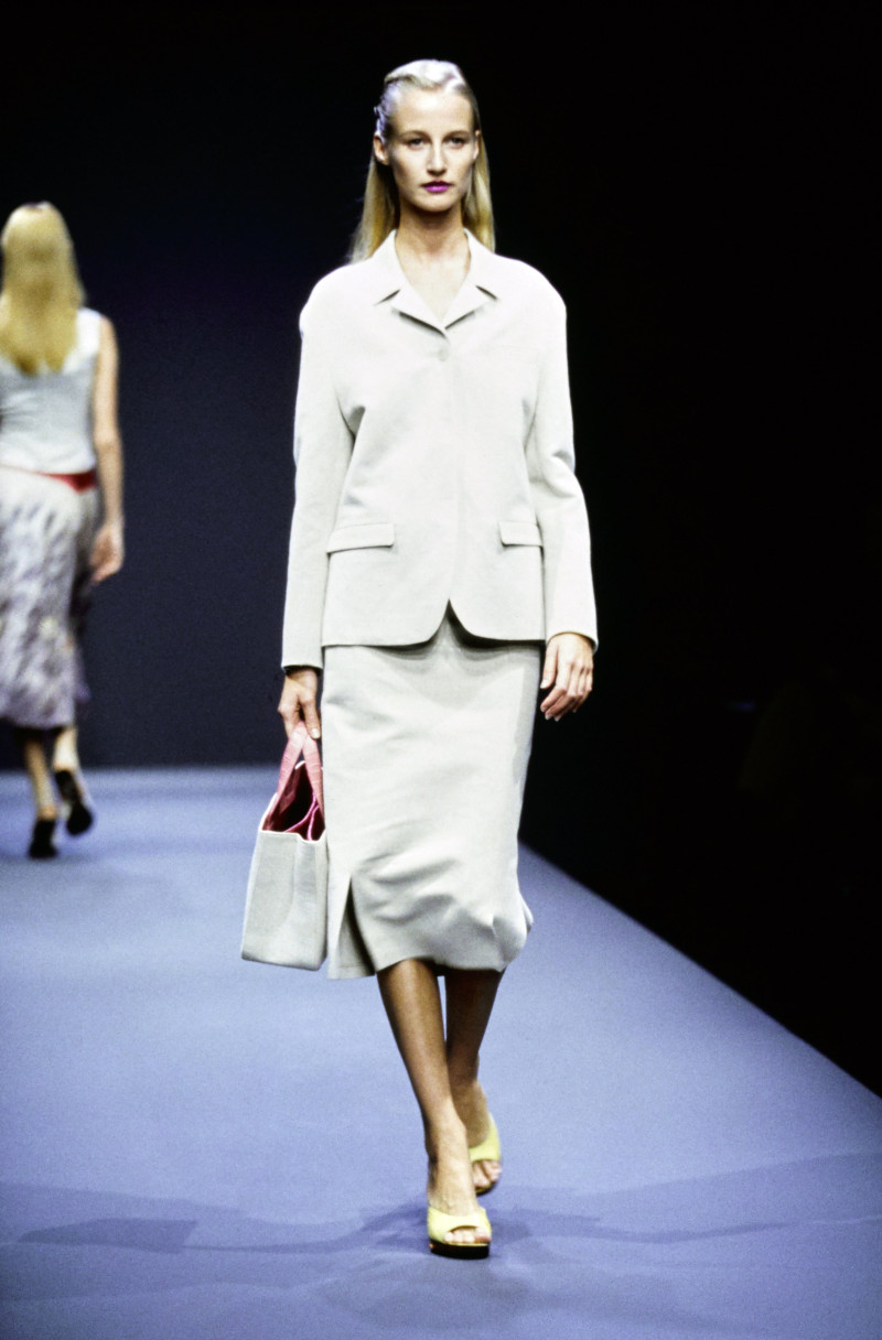 Prada fashion show for Spring/Summer 1998