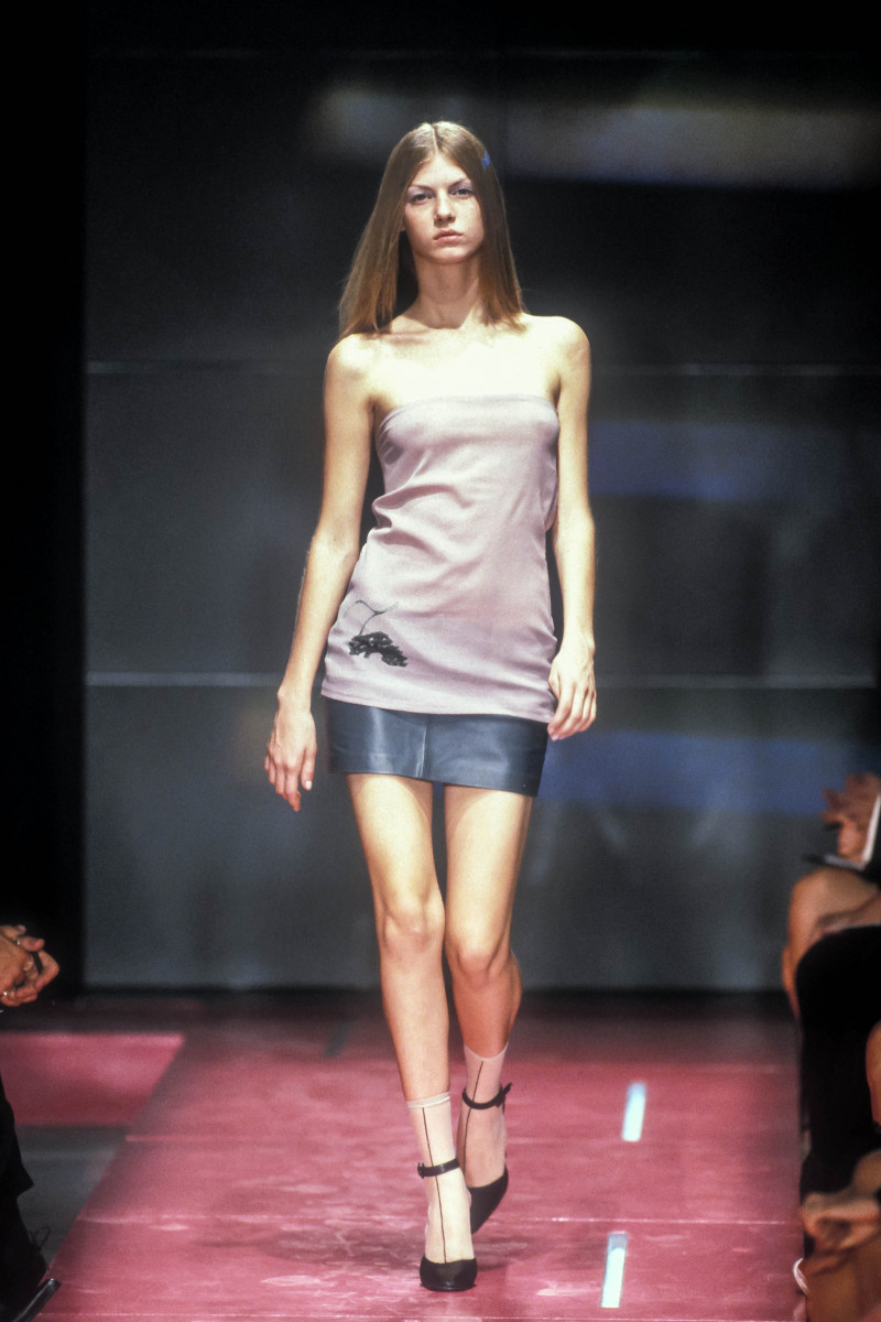 Angela Lindvall featured in  the Versus fashion show for Spring/Summer 1998