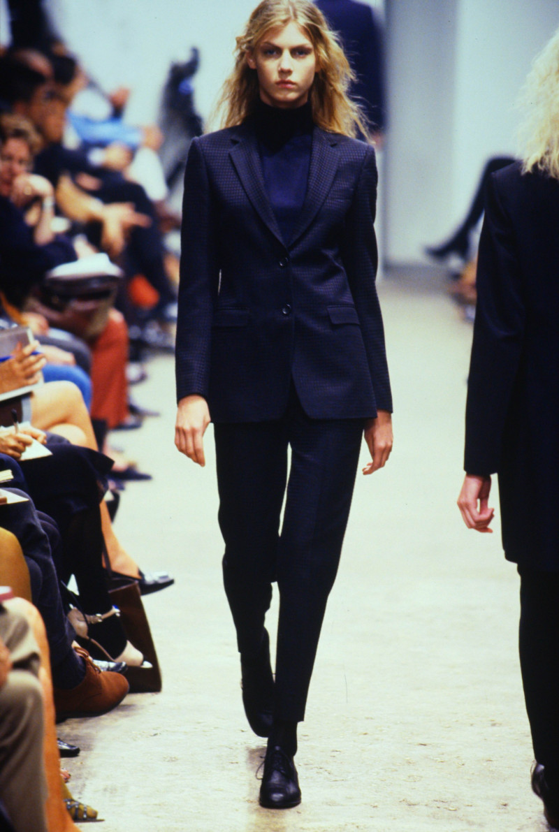 Angela Lindvall featured in  the Alberto Biani fashion show for Spring/Summer 1997