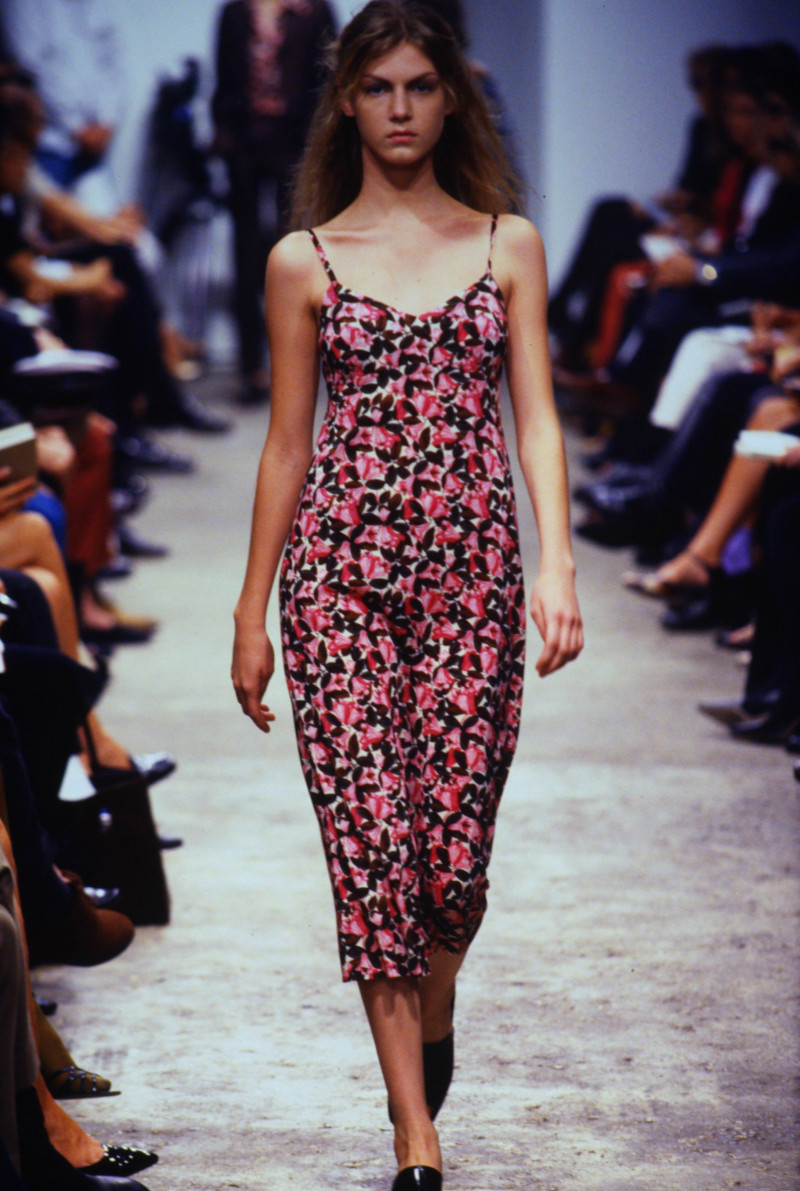 Angela Lindvall featured in  the Alberto Biani fashion show for Spring/Summer 1997