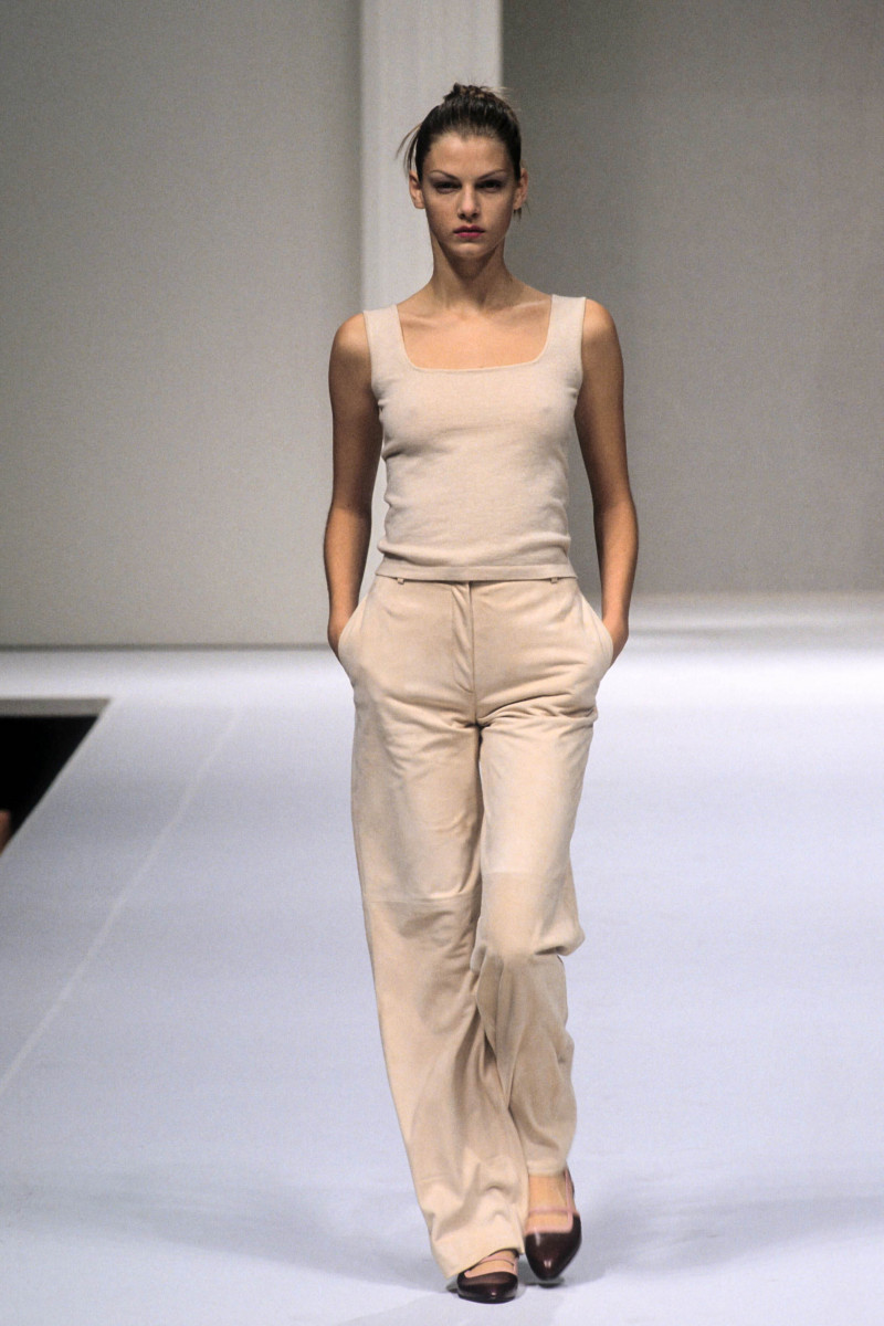 Angela Lindvall featured in  the Max Mara fashion show for Spring/Summer 1998