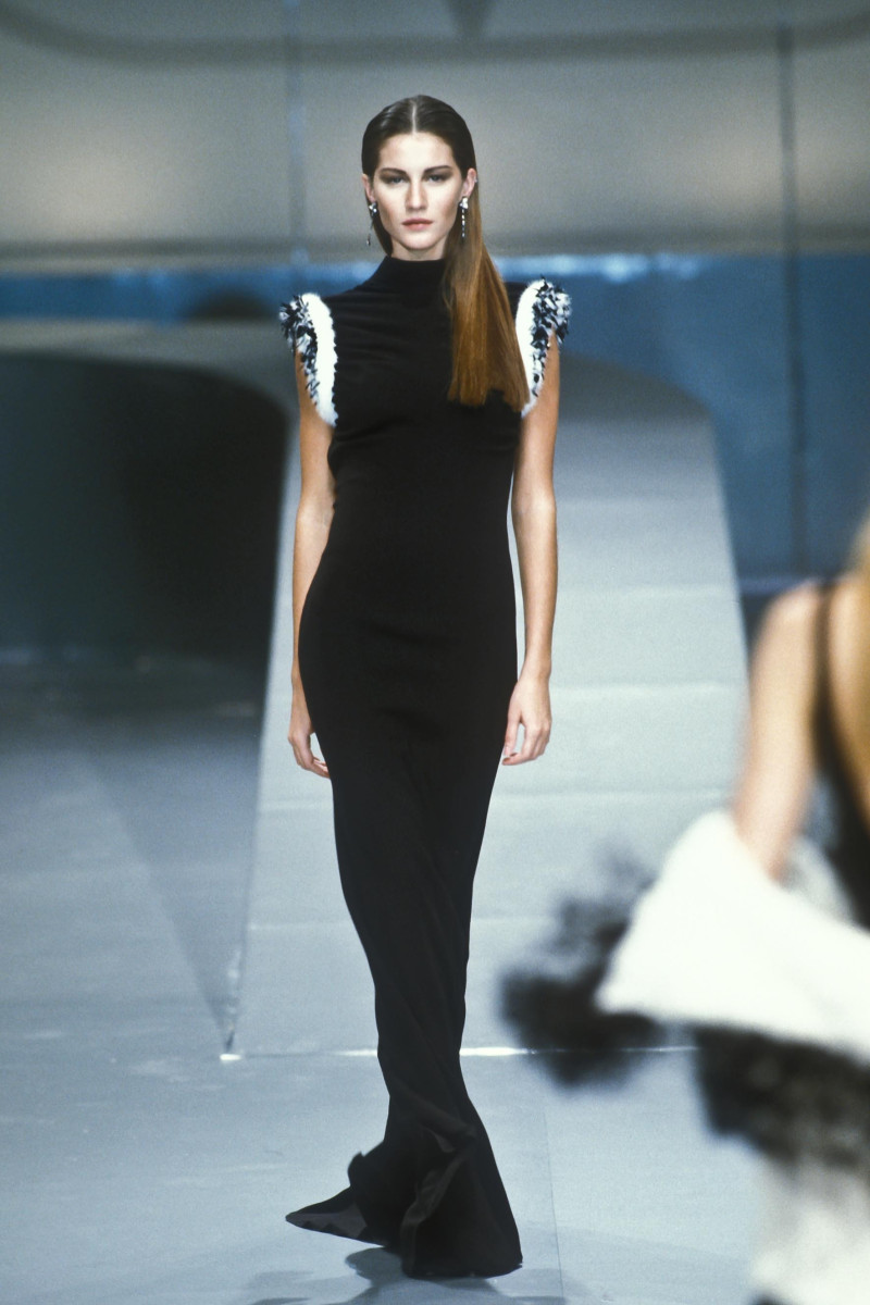 Gisele Bundchen featured in  the Valentino fashion show for Autumn/Winter 1998