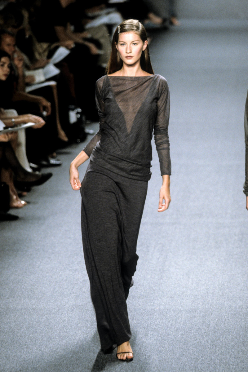 Gisele Bundchen featured in  the Halston fashion show for Autumn/Winter 1998