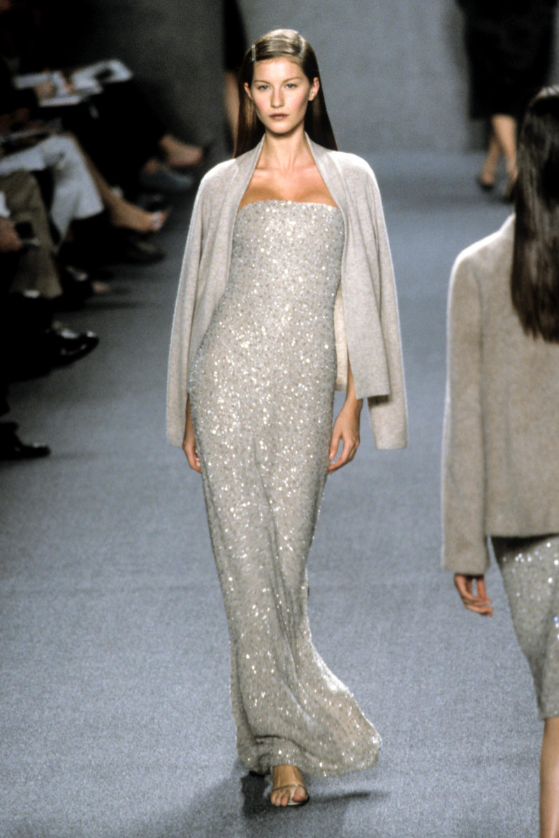Gisele Bundchen featured in  the Halston fashion show for Autumn/Winter 1998