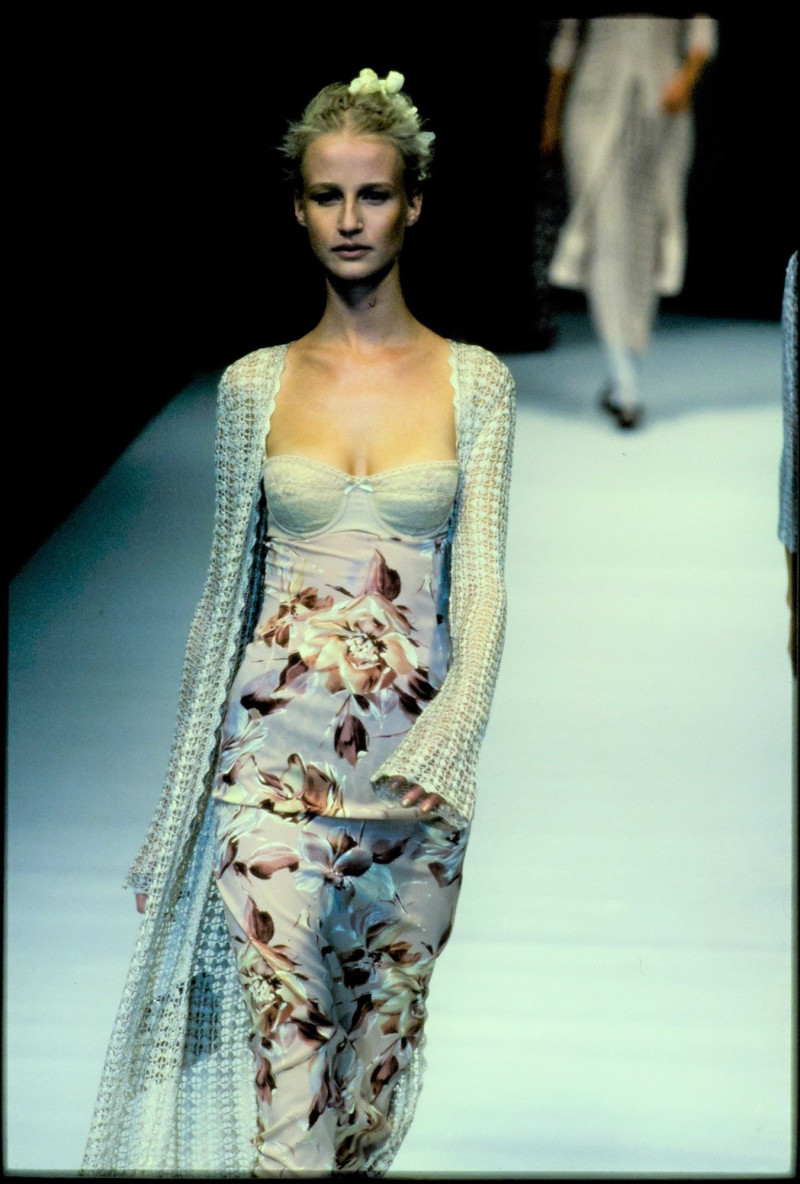 Dolce & Gabbana fashion show for Spring/Summer 1997