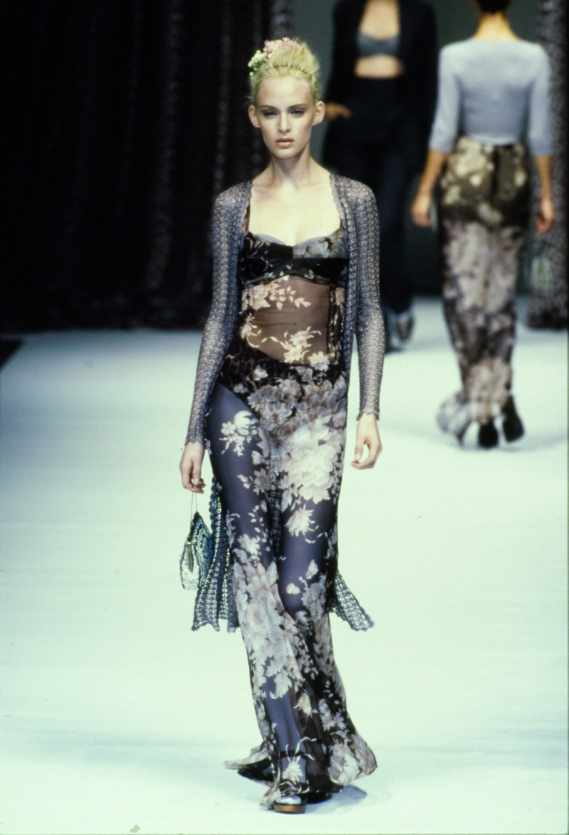 Dolce & Gabbana fashion show for Spring/Summer 1997