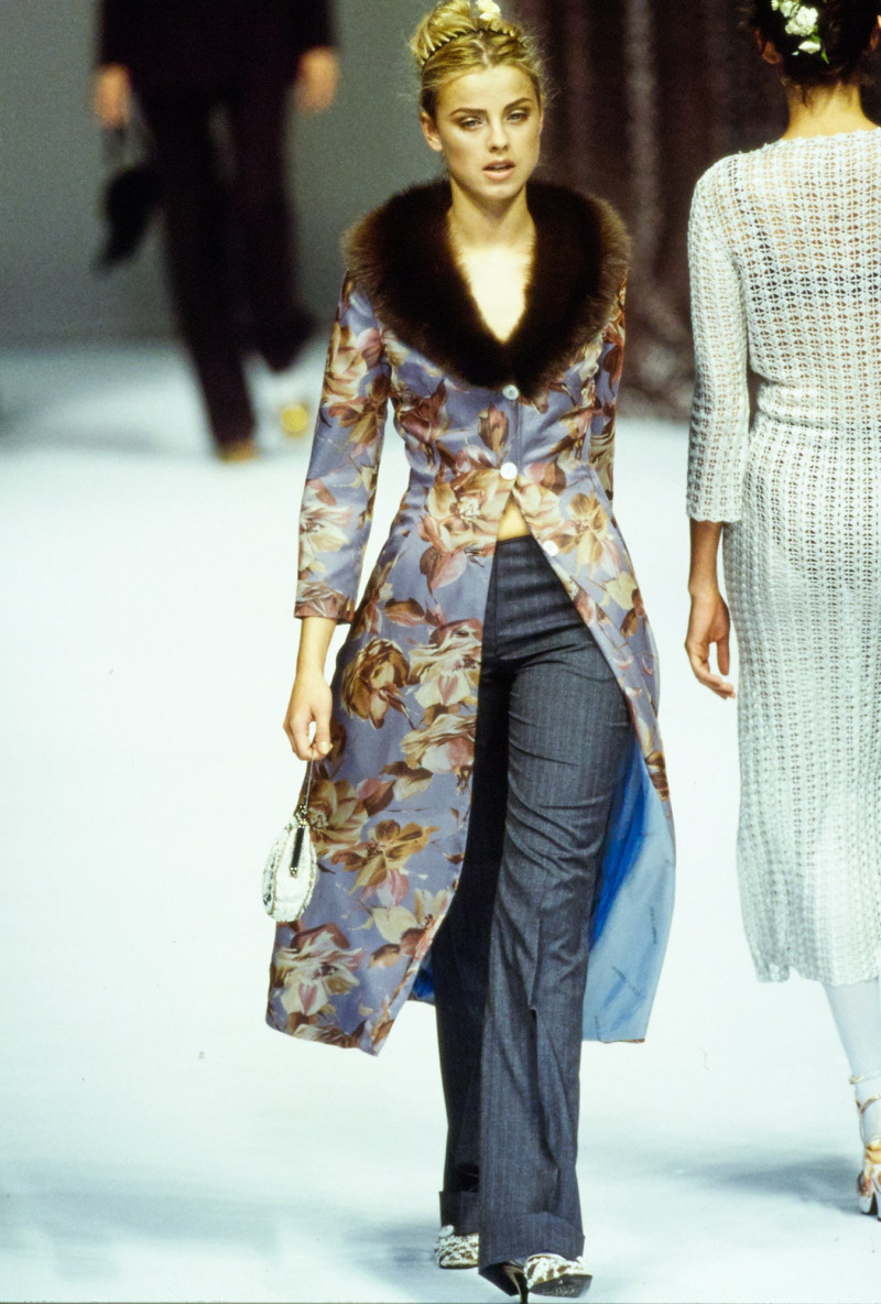 Dolce & Gabbana fashion show for Spring/Summer 1997