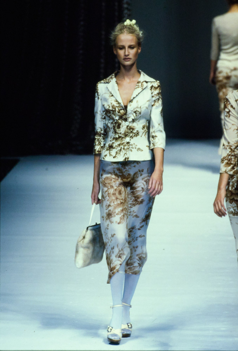 Dolce & Gabbana fashion show for Spring/Summer 1997