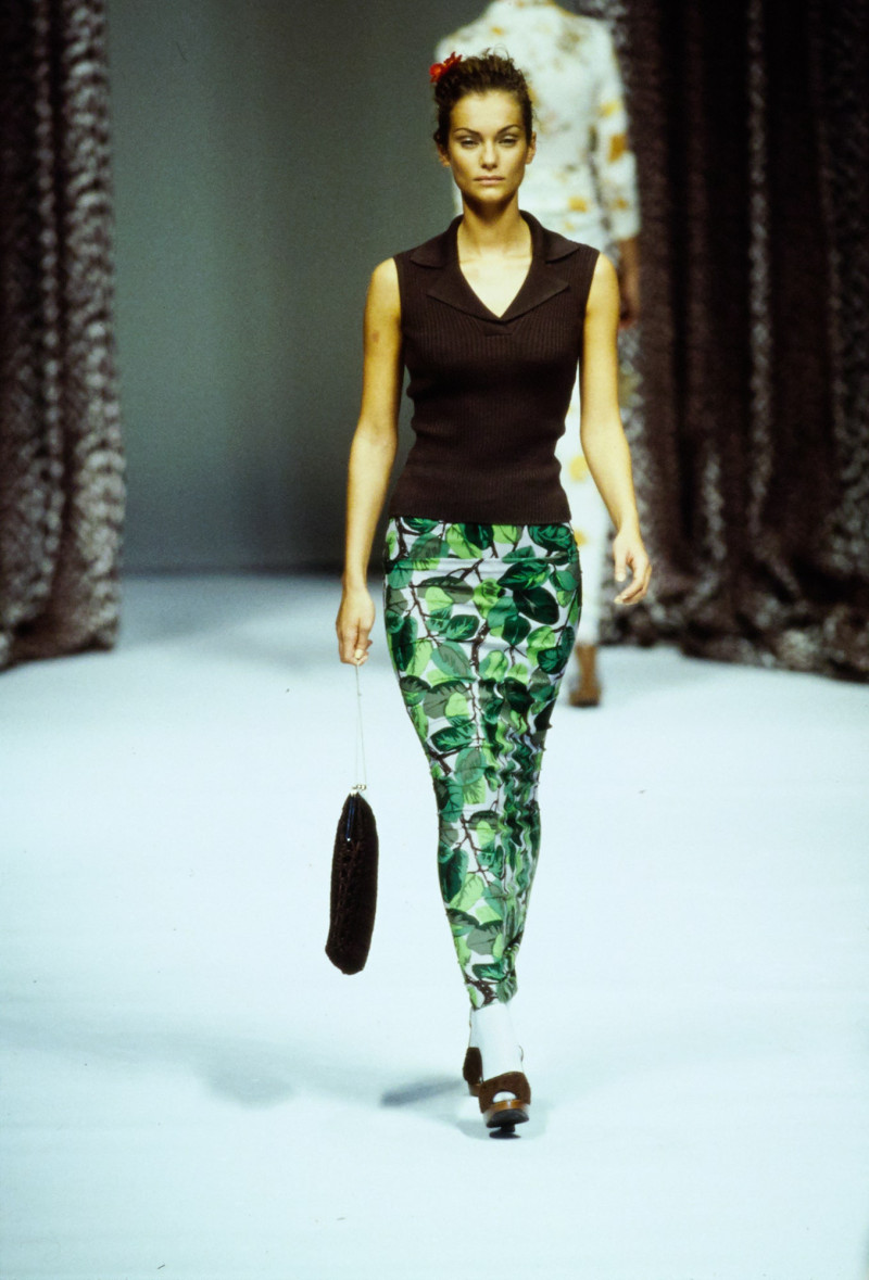 Dolce & Gabbana fashion show for Spring/Summer 1997