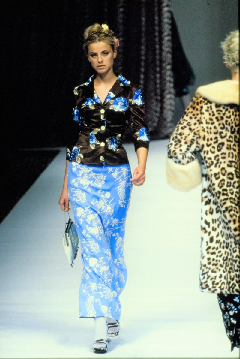 Dolce & Gabbana fashion show for Spring/Summer 1997