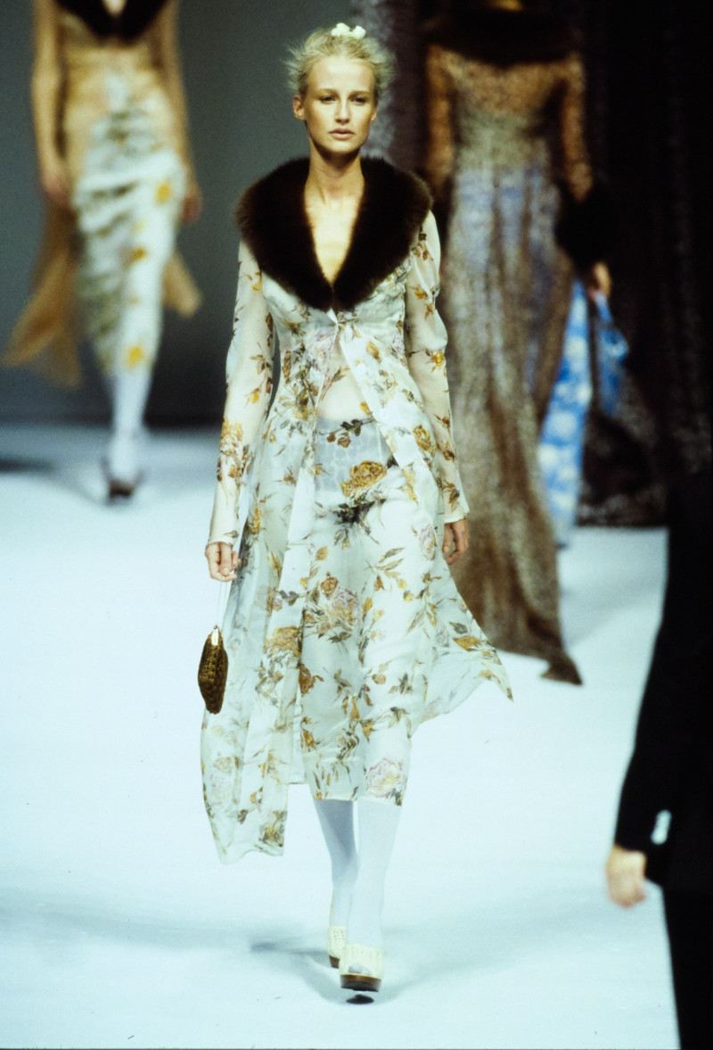 Dolce & Gabbana fashion show for Spring/Summer 1997