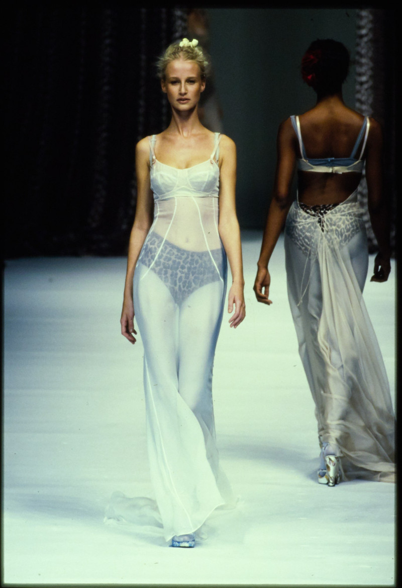 Dolce & Gabbana fashion show for Spring/Summer 1997