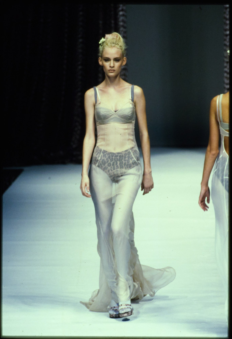 Dolce & Gabbana fashion show for Spring/Summer 1997