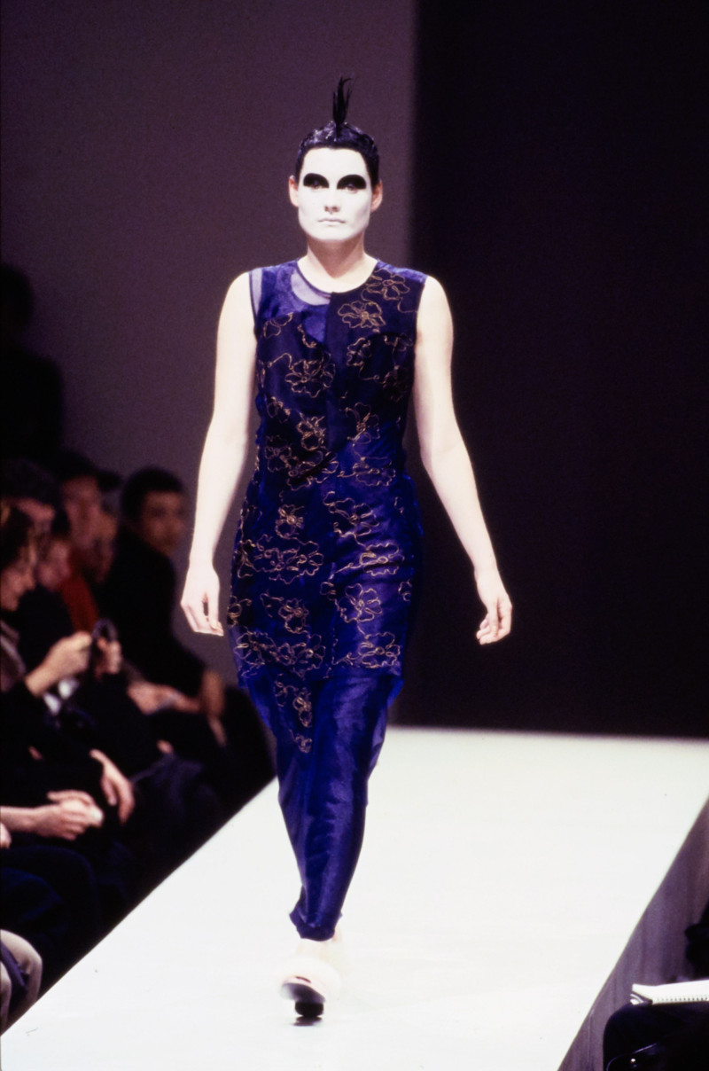Comme des Garçons fashion show for Autumn/Winter 1997