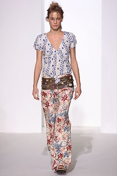 Marni fashion show for Spring/Summer 2002