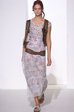 Marni fashion show for Spring/Summer 2002