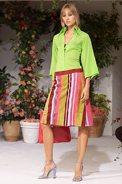 Dolce & Gabbana fashion show for Spring/Summer 2002