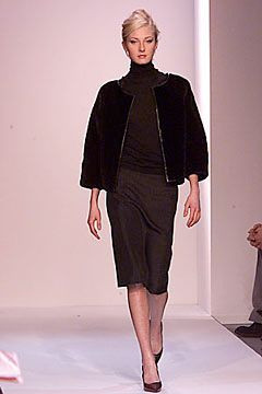 Narciso Rodriguez fashion show for Autumn/Winter 2000