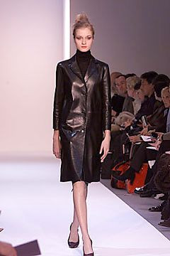 Narciso Rodriguez fashion show for Autumn/Winter 2000