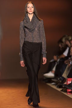 Richard Edwards fashion show for Autumn/Winter 2002